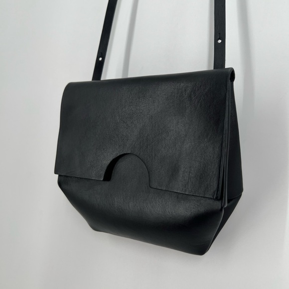 Cos Small Constructed Leather Black Minimalist Shoulder Crossbody Bag - Picture 5 of 13